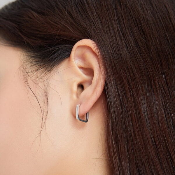 Sidabriniai kvadratinės formos auskarai-3 Sidabriniai kvadratinės formos auskarai-3