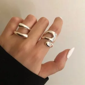 Sidabrinis minimalistinis unikalios formos žiedas-3