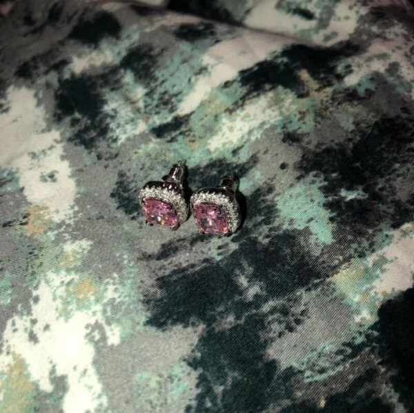 Prabangūs rožinio akmens auskarai-4 Prabangūs rožinio akmens auskarai-4