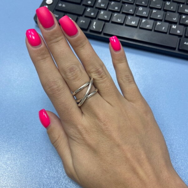 Sidabrinis elegantiškas persipinusių juostų žiedas-1 Sidabrinis elegantiškas persipinusių juostų žiedas-1