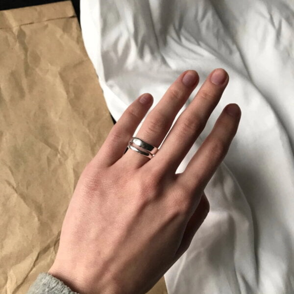 Sidabrinis madingas apvalus žiedas-2 Sidabrinis madingas apvalus žiedas-2