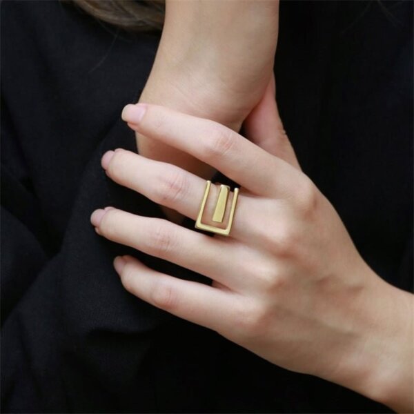 Sidabrinis stačiakampio formos žiedas-4 Sidabrinis stačiakampio formos žiedas-4