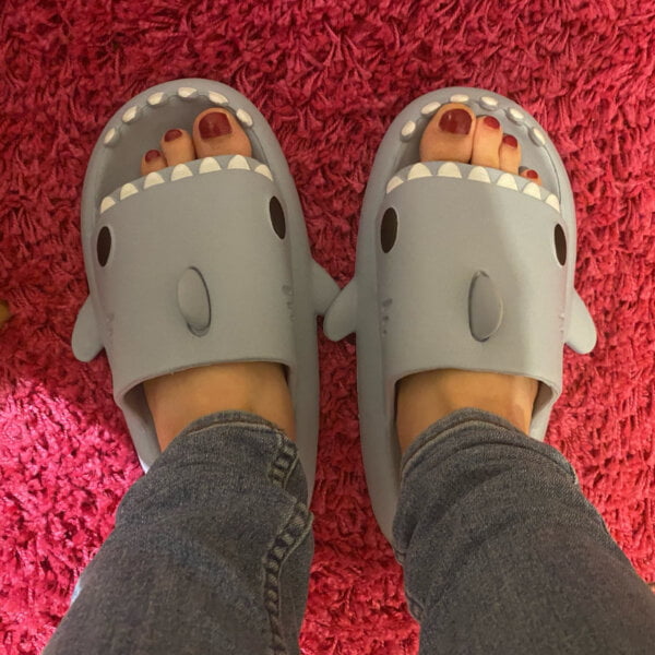 2022-summer-slippers-slepetes-sark-08 2022-summer-slippers-slepetes-sark-08