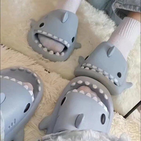 2022-summer-slippers-slepetes-sark-11 2022-summer-slippers-slepetes-sark-11