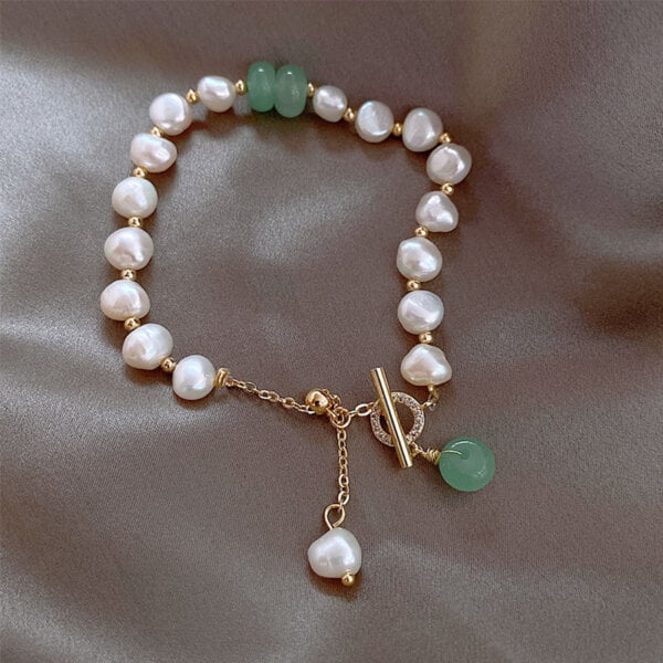 apyranke-baroque-green-pearl-bracelet-05 apyranke-baroque-green-pearl-bracelet-05