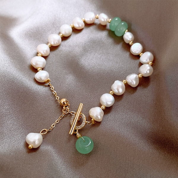 apyranke-baroque-green-pearl-bracelet-06 apyranke-baroque-green-pearl-bracelet-06