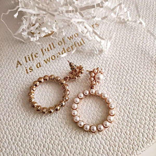 auskarai-cosmi-pearl-drop-earrings-03 auskarai-cosmi-pearl-drop-earrings-03