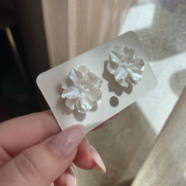 auskarai-flower-stud-earrings-08 auskarai-flower-stud-earrings-08