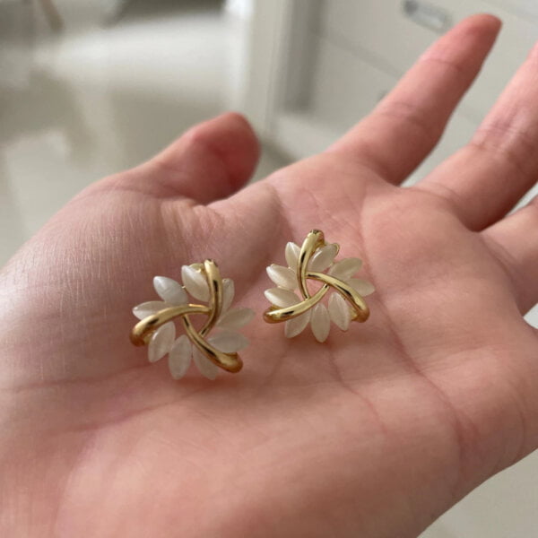 auskarai-opal-petal-purple-circle-stud-earrings-07 auskarai-opal-petal-purple-circle-stud-earrings-07