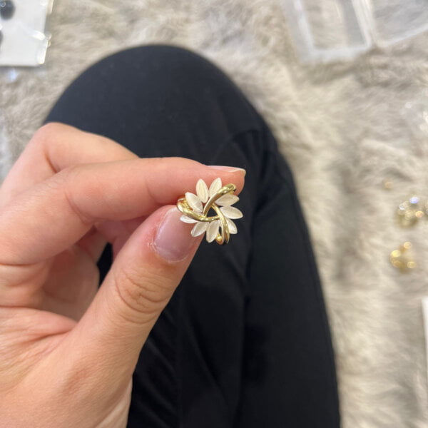 auskarai-opal-petal-purple-circle-stud-earrings-08 auskarai-opal-petal-purple-circle-stud-earrings-08