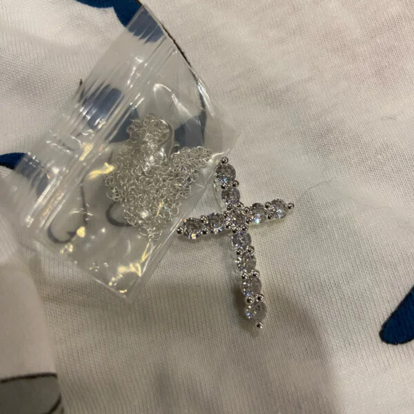 pakabukas-mini-kryzelis-necklace-pendant-03 pakabukas-mini-kryzelis-necklace-pendant-03