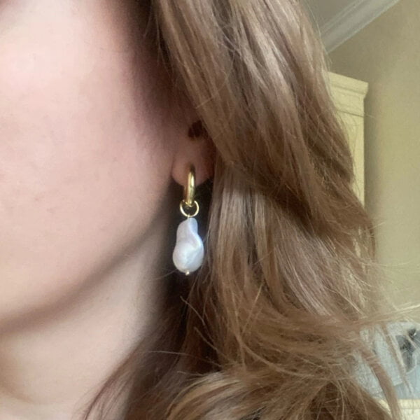 auskarai-baroko-perlas-stud-earrings-06 auskarai-baroko-perlas-stud-earrings-06