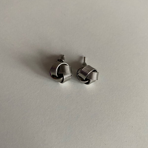 auskarai-oreiles-stud-earrings-8 auskarai-oreiles-stud-earrings-8