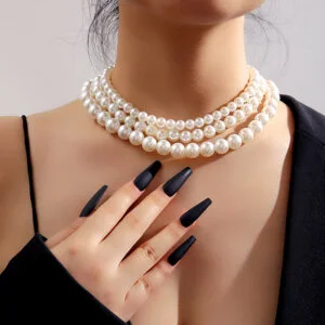 pakabukas-multi-layer-pearls-necklace-pendant-0