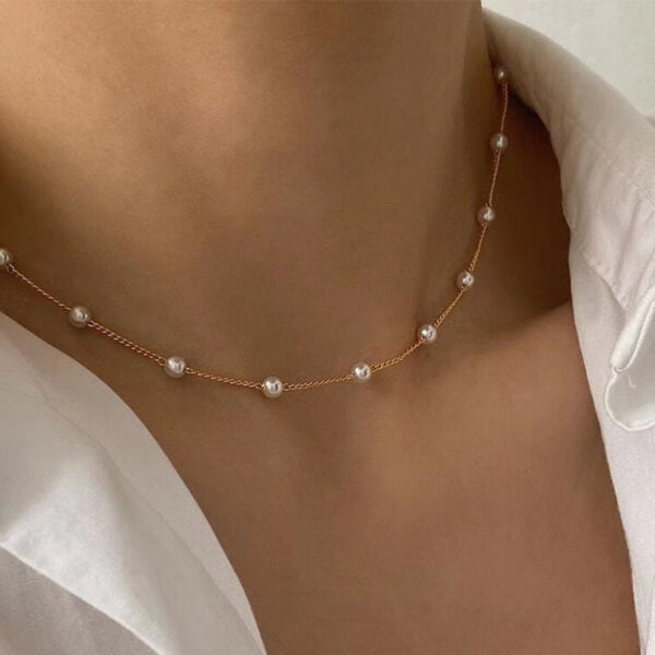 pakabukas-small-pearls-necklace-pendant-0