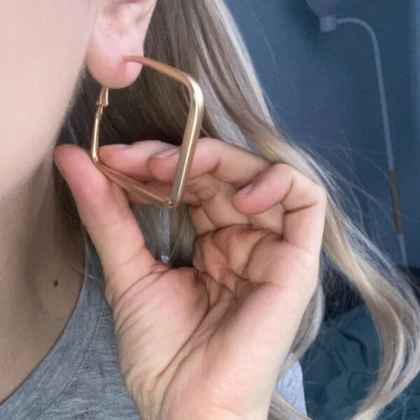 auskarai-squared-stud-earrings-03 auskarai-squared-stud-earrings-03