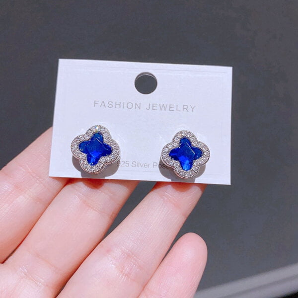 auskarai-stud-earrings-lara-03 auskarai-stud-earrings-lara-03