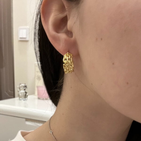 auskarai-stud-earrings-saga-04 auskarai-stud-earrings-saga-04