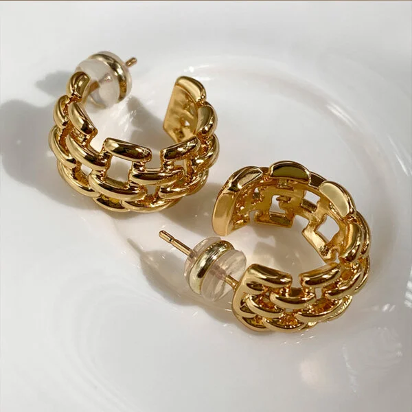 auskarai-stud-earrings-saga-05 auskarai-stud-earrings-saga-05