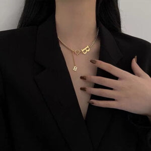 pakabukas-necklace-pendant-bruni-cover