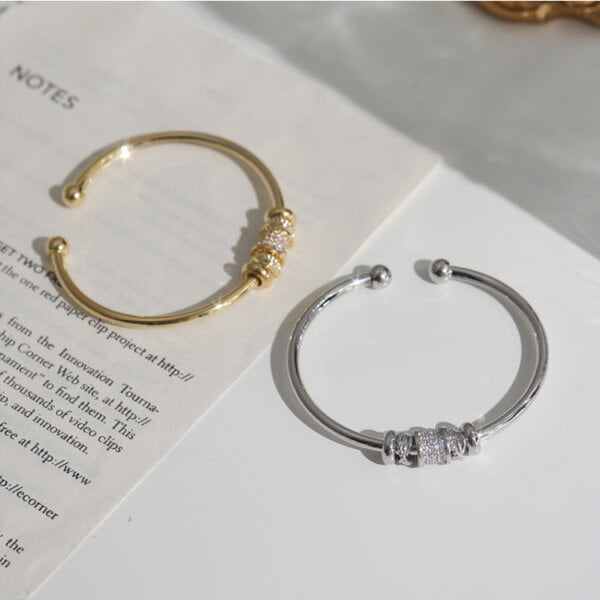 apyranke-bracelet-freesia-03 apyranke-bracelet-freesia-03