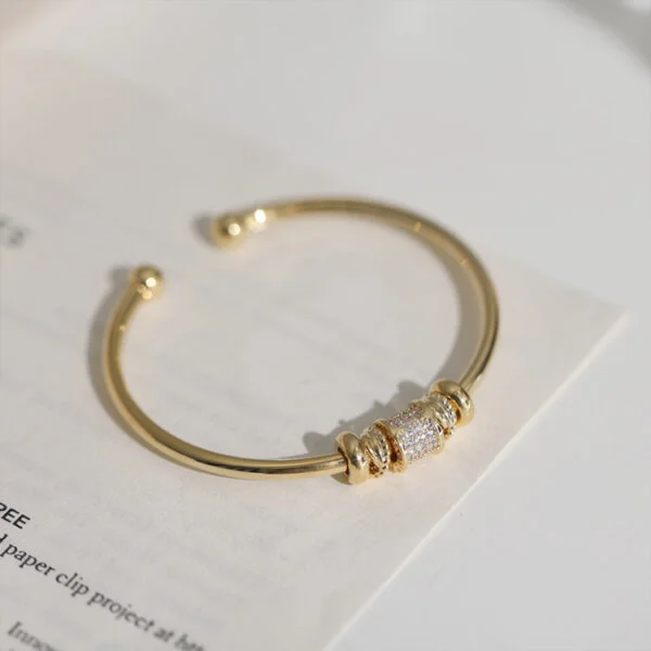 apyranke-bracelet-freesia-05 apyranke-bracelet-freesia-05