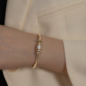 apyranke-bracelet-freesia-cover