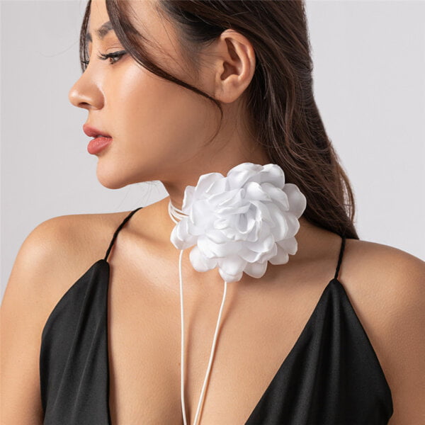 kaklo-papuosalas-necklace-helen-02 kaklo-papuosalas-necklace-helen-02