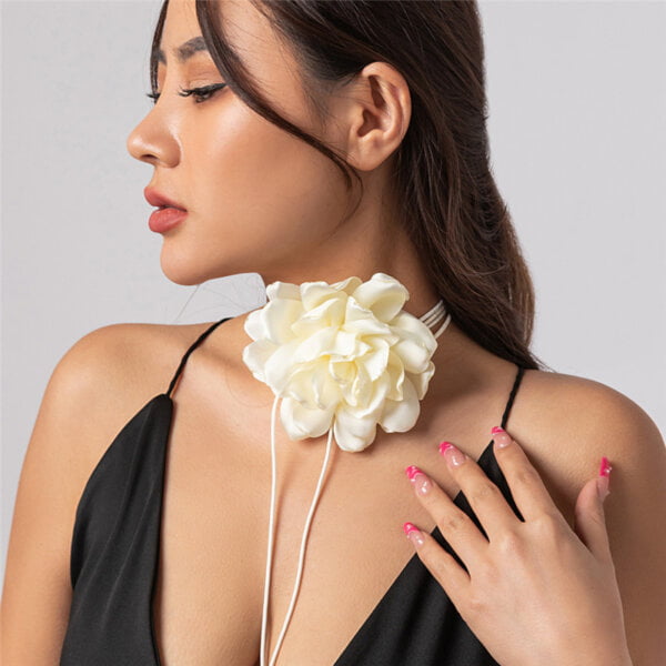 kaklo-papuosalas-necklace-helen-03 kaklo-papuosalas-necklace-helen-03