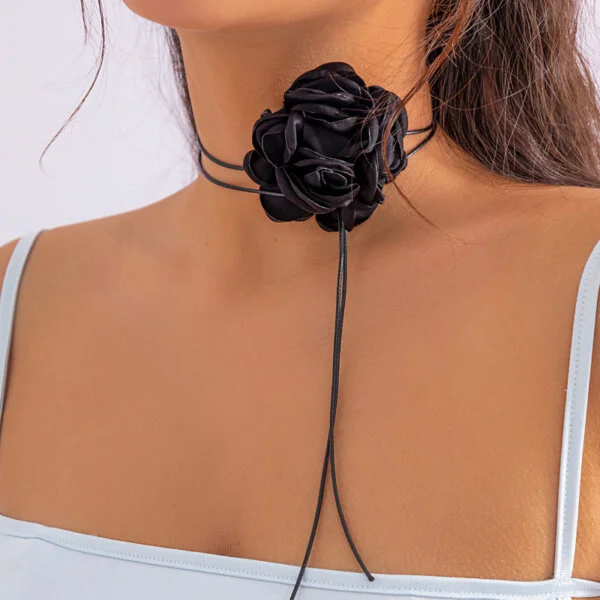 kaklo-papuosalas-necklace-hyacinth-02 kaklo-papuosalas-necklace-hyacinth-02