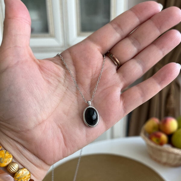 pakabukas-necklace-pendant-fuschia-05 pakabukas-necklace-pendant-fuschia-05