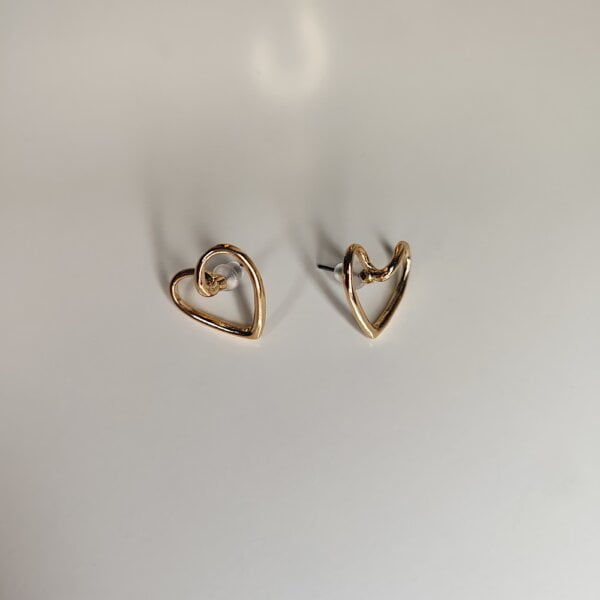 auskarai-stud-earrings-small-heart-04 Auskarai „Small heart“